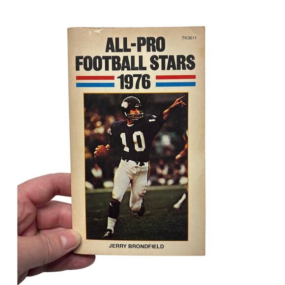 All-Pro Football Stars 1976 Jerry Brondfield Scholastic Vintage NFL Book - Picture 1 of 11